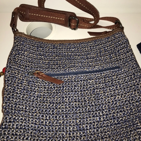 Small The Sak Blue and White knit Crossbody Bag - Picture 2 of 4